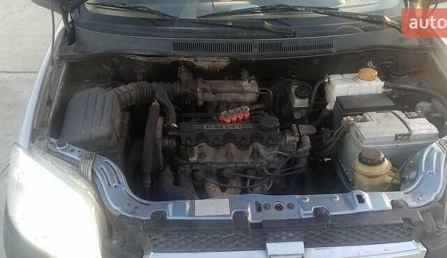 Синий Шевроле Авео, объемом двигателя 1.5 л и пробегом 520 тыс. км за 2500 $, фото 10 на Automoto.ua