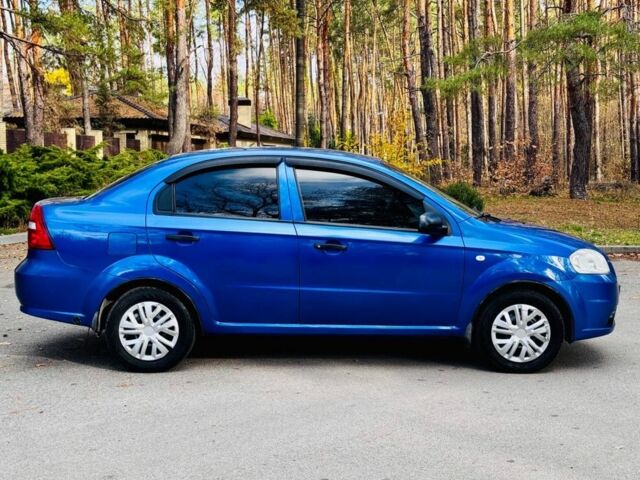 Синий Шевроле Авео, объемом двигателя 1.5 л и пробегом 200 тыс. км за 2850 $, фото 4 на Automoto.ua