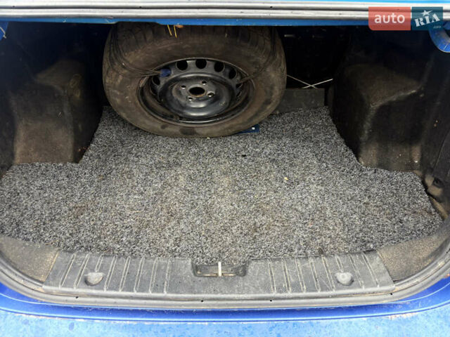 Шевроле Авео 2006 в Сумах на Automoto.ua Синий Шевроле Авео, объемом двигателя 1.5 л и пробегом 220 тыс. км за 3300 $, фото 15 на Automoto.ua