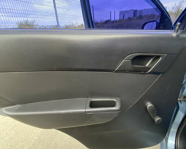 Синий Шевроле Авео, объемом двигателя 1.5 л и пробегом 200 тыс. км за 3900 $, фото 24 на Automoto.ua