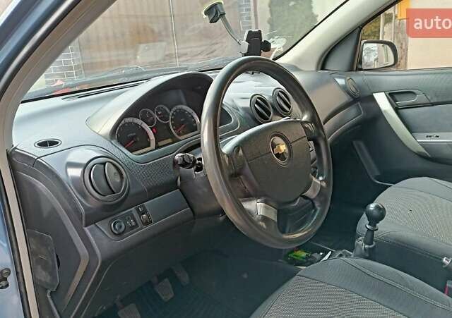 Синий Шевроле Авео, объемом двигателя 1.5 л и пробегом 170 тыс. км за 4100 $, фото 2 на Automoto.ua