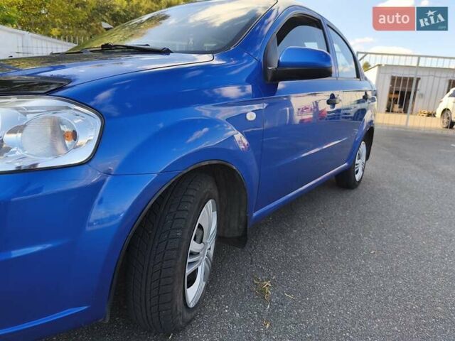 Синий Шевроле Авео, объемом двигателя 1.5 л и пробегом 250 тыс. км за 3450 $, фото 15 на Automoto.ua
