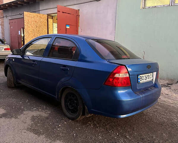 Синий Шевроле Авео, объемом двигателя 1.5 л и пробегом 247 тыс. км за 2650 $, фото 1 на Automoto.ua