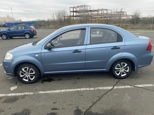 Синий Шевроле Авео, объемом двигателя 1.5 л и пробегом 67 тыс. км за 4800 $, фото 2 на Automoto.ua