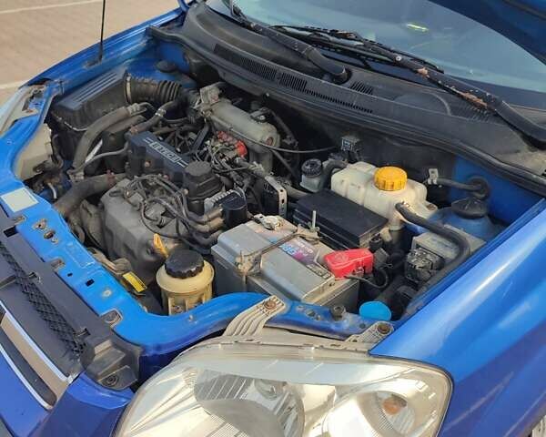 Синий Шевроле Авео, объемом двигателя 1.5 л и пробегом 255 тыс. км за 4399 $, фото 5 на Automoto.ua