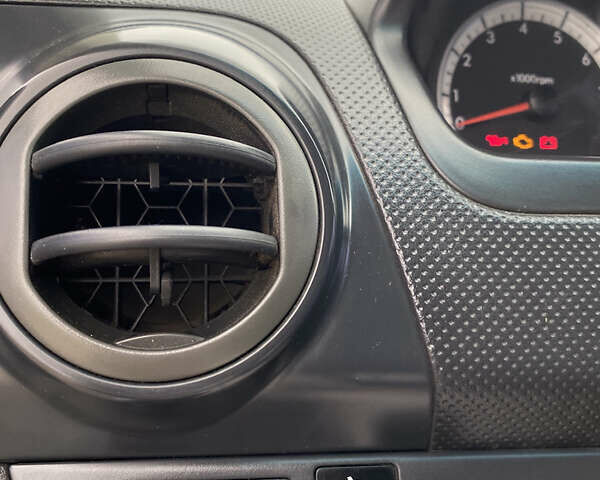 Синий Шевроле Авео, объемом двигателя 1.5 л и пробегом 200 тыс. км за 3900 $, фото 32 на Automoto.ua