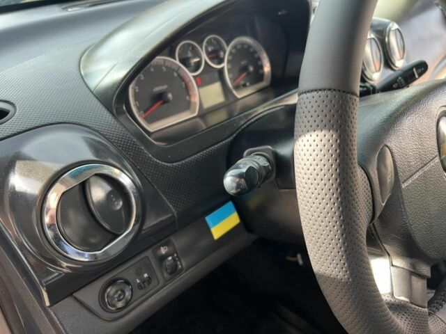 Синий Шевроле Авео, объемом двигателя 1.5 л и пробегом 220 тыс. км за 3400 $, фото 10 на Automoto.ua