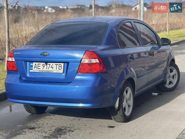 Синий Шевроле Авео, объемом двигателя 1.5 л и пробегом 320 тыс. км за 4500 $, фото 3 на Automoto.ua