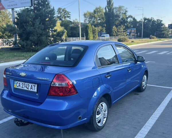 Синій Шевроле Авео, об'ємом двигуна 1.5 л та пробігом 250 тис. км за 3700 $, фото 5 на Automoto.ua