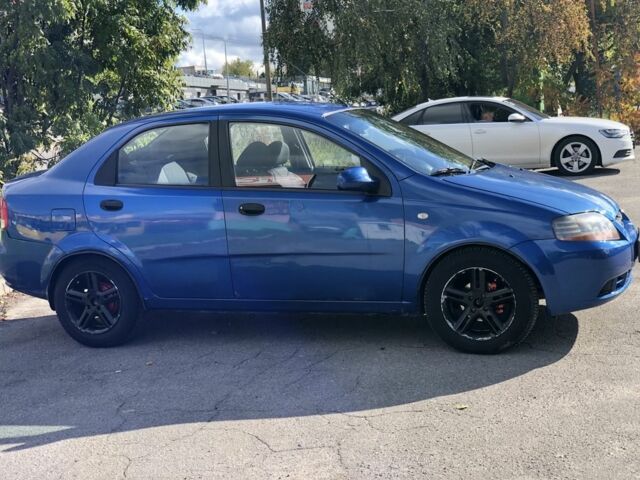 Шевроле Авео 2006 в Виннице на Automoto.ua Синий Шевроле Авео, объемом двигателя 1.5 л и пробегом 320 тыс. км за 2750 $, фото 2 на Automoto.ua