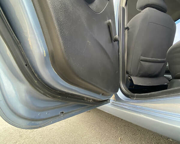 Синий Шевроле Авео, объемом двигателя 1.5 л и пробегом 200 тыс. км за 3900 $, фото 20 на Automoto.ua