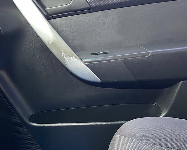 Синий Шевроле Авео, объемом двигателя 1.5 л и пробегом 200 тыс. км за 3900 $, фото 27 на Automoto.ua