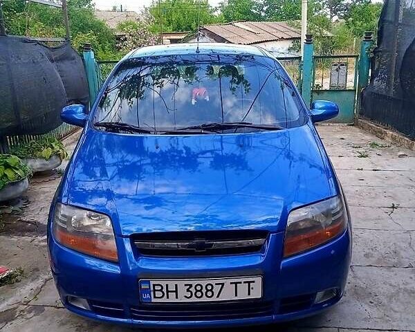 Синий Шевроле Авео, объемом двигателя 1.5 л и пробегом 224 тыс. км за 3200 $, фото 4 на Automoto.ua