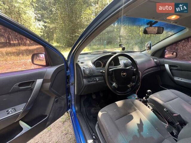 Синий Шевроле Авео, объемом двигателя 1.5 л и пробегом 240 тыс. км за 3300 $, фото 1 на Automoto.ua
