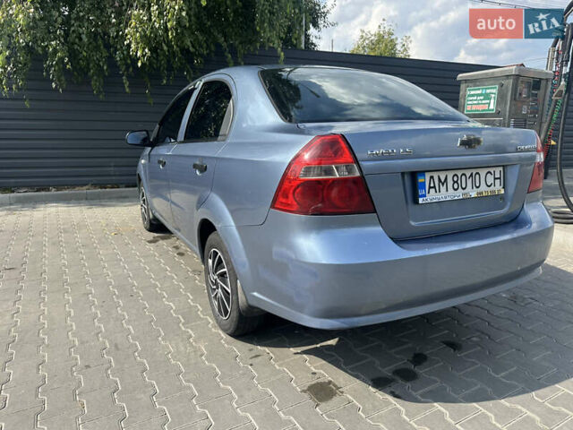 Синий Шевроле Авео, объемом двигателя 1.5 л и пробегом 334 тыс. км за 3000 $, фото 9 на Automoto.ua
