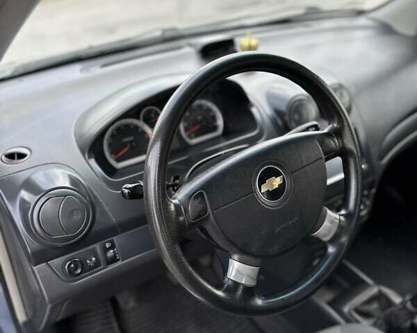 Синий Шевроле Авео, объемом двигателя 1.5 л и пробегом 130 тыс. км за 3300 $, фото 10 на Automoto.ua