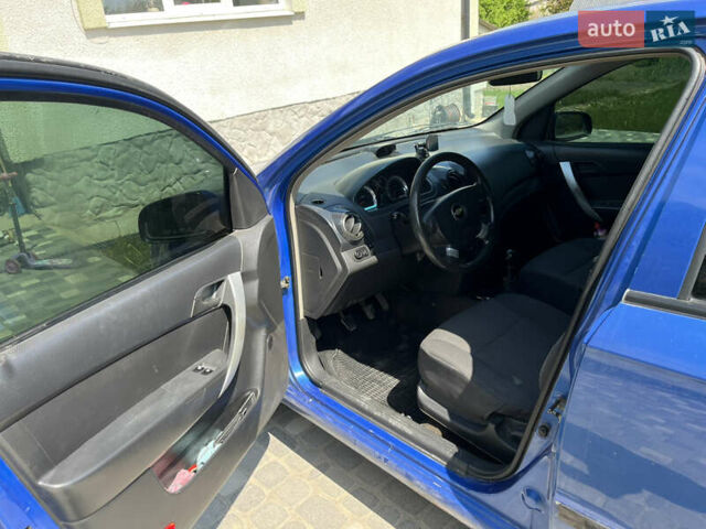 Синій Шевроле Авео, об'ємом двигуна 1.5 л та пробігом 158 тис. км за 2550 $, фото 8 на Automoto.ua