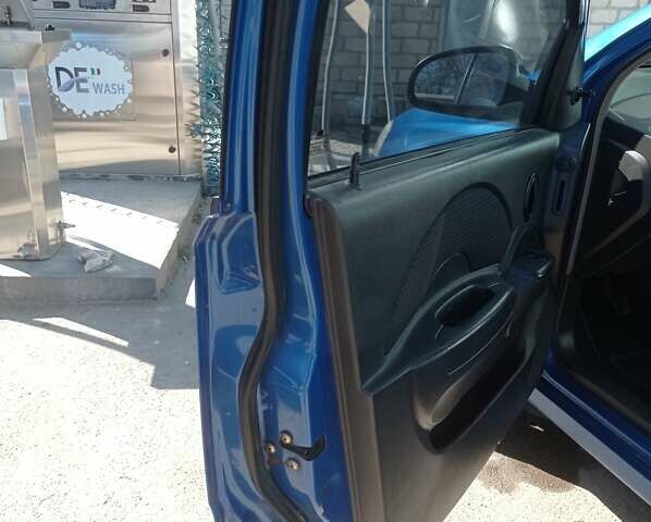 Синий Шевроле Авео, объемом двигателя 1.5 л и пробегом 240 тыс. км за 3300 $, фото 7 на Automoto.ua