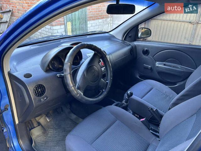 Синий Шевроле Авео, объемом двигателя 1.5 л и пробегом 259 тыс. км за 3300 $, фото 4 на Automoto.ua