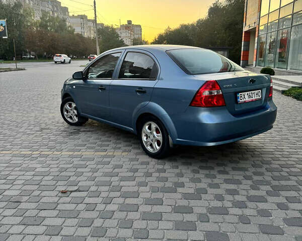 Синій Шевроле Авео, об'ємом двигуна 1.5 л та пробігом 266 тис. км за 3500 $, фото 1 на Automoto.ua