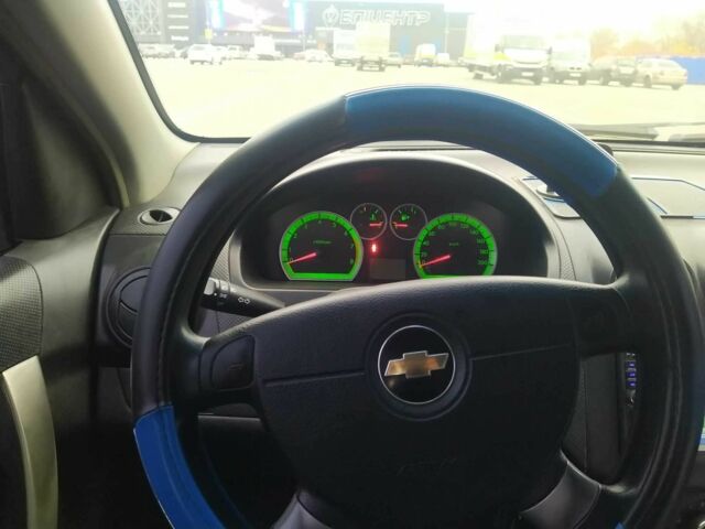 Синій Шевроле Авео, об'ємом двигуна 1.5 л та пробігом 300 тис. км за 9979 $, фото 1 на Automoto.ua