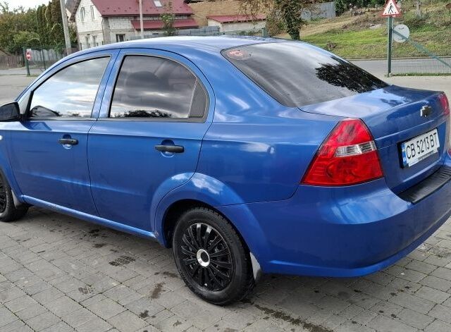 Синій Шевроле Авео, об'ємом двигуна 1.5 л та пробігом 271 тис. км за 3000 $, фото 1 на Automoto.ua