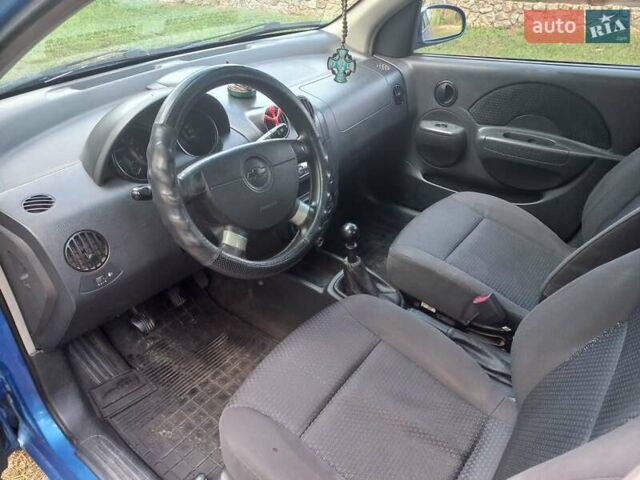 Синий Шевроле Авео, объемом двигателя 1.5 л и пробегом 208 тыс. км за 2450 $, фото 1 на Automoto.ua