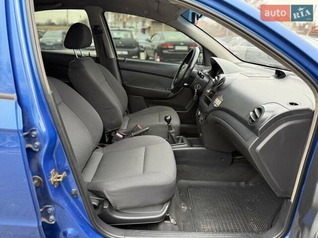 Синій Шевроле Авео, об'ємом двигуна 1.5 л та пробігом 149 тис. км за 3700 $, фото 22 на Automoto.ua