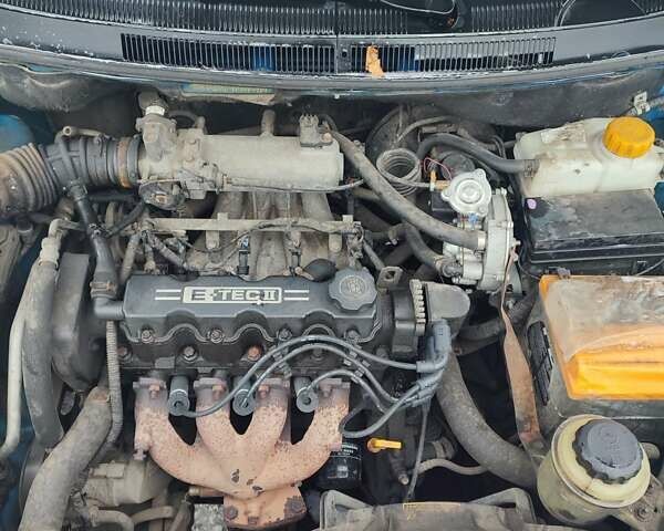 Синій Шевроле Авео, об'ємом двигуна 1.5 л та пробігом 420 тис. км за 3200 $, фото 10 на Automoto.ua
