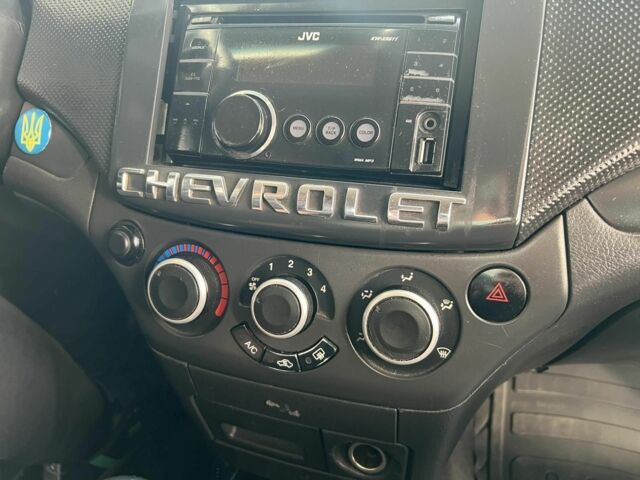 Синий Шевроле Авео, объемом двигателя 1.5 л и пробегом 220 тыс. км за 3400 $, фото 8 на Automoto.ua