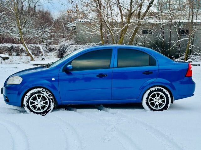 Синій Шевроле Авео, об'ємом двигуна 1.5 л та пробігом 220 тис. км за 3550 $, фото 5 на Automoto.ua