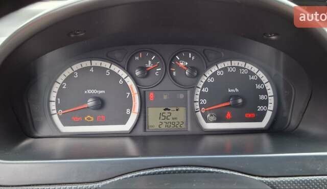 Синий Шевроле Авео, объемом двигателя 1.5 л и пробегом 270 тыс. км за 3300 $, фото 12 на Automoto.ua