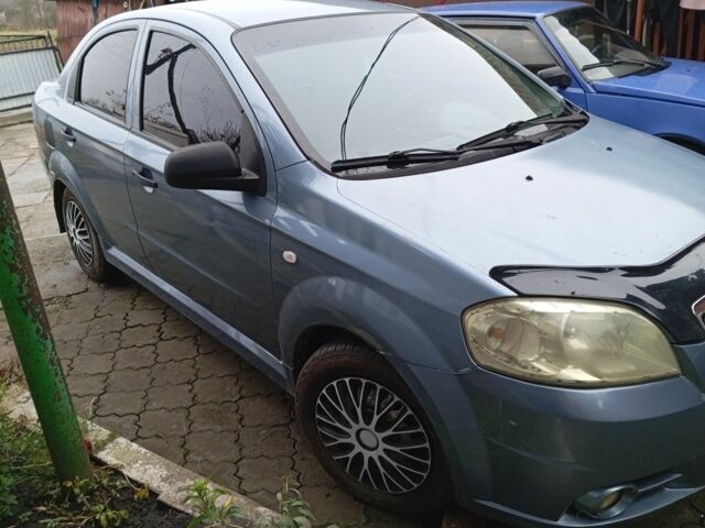 Синий Шевроле Авео, объемом двигателя 1.5 л и пробегом 240 тыс. км за 2500 $, фото 4 на Automoto.ua