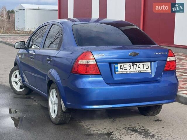 Синий Шевроле Авео, объемом двигателя 1.5 л и пробегом 320 тыс. км за 4500 $, фото 4 на Automoto.ua