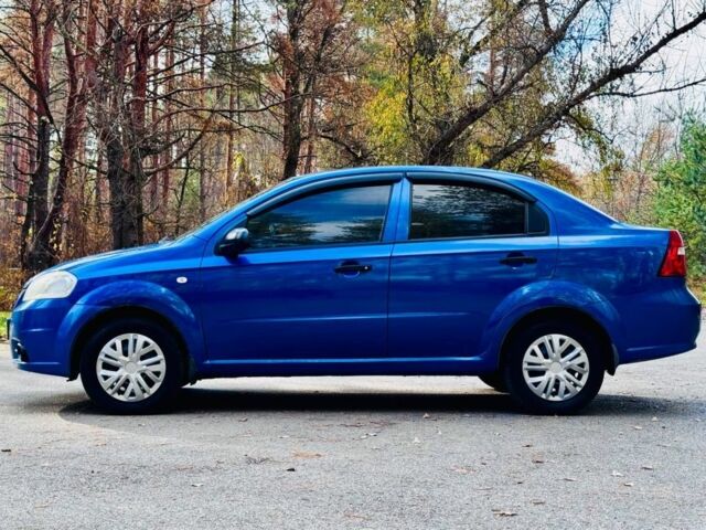 Синий Шевроле Авео, объемом двигателя 1.5 л и пробегом 200 тыс. км за 2850 $, фото 5 на Automoto.ua