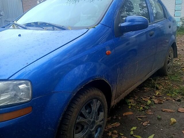 Синий Шевроле Авео, объемом двигателя 1.5 л и пробегом 220 тыс. км за 1300 $, фото 3 на Automoto.ua