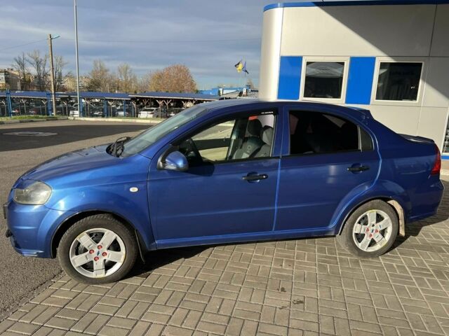 Синий Шевроле Авео, объемом двигателя 1.5 л и пробегом 220 тыс. км за 3400 $, фото 4 на Automoto.ua