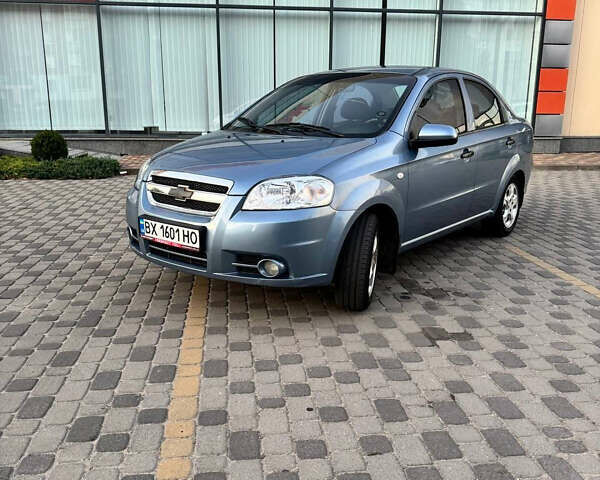 Синий Шевроле Авео, объемом двигателя 1.5 л и пробегом 268 тыс. км за 3599 $, фото 1 на Automoto.ua