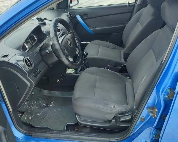 Синій Шевроле Авео, об'ємом двигуна 1.5 л та пробігом 420 тис. км за 3200 $, фото 11 на Automoto.ua