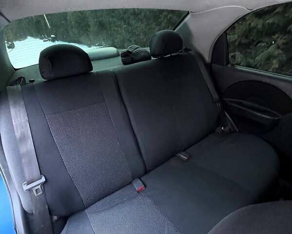 Синий Шевроле Авео, объемом двигателя 1.5 л и пробегом 323 тыс. км за 3500 $, фото 19 на Automoto.ua