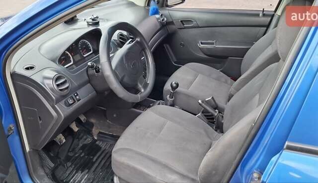 Синий Шевроле Авео, объемом двигателя 1.5 л и пробегом 270 тыс. км за 3300 $, фото 14 на Automoto.ua