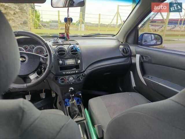 Синий Шевроле Авео, объемом двигателя 1.5 л и пробегом 264 тыс. км за 3700 $, фото 8 на Automoto.ua