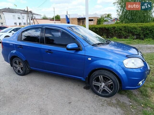Синий Шевроле Авео, объемом двигателя 1.5 л и пробегом 264 тыс. км за 3700 $, фото 1 на Automoto.ua