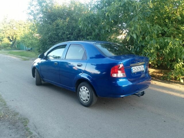 Синій Шевроле Авео, об'ємом двигуна 1.5 л та пробігом 300 тис. км за 1677 $, фото 6 на Automoto.ua