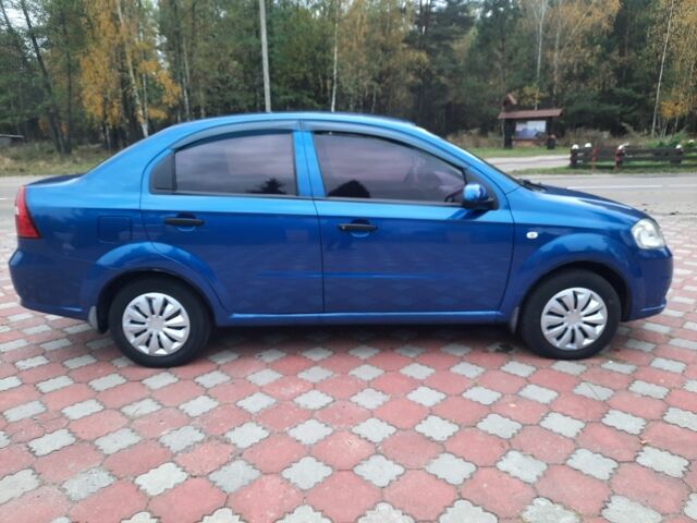 Синий Шевроле Авео, объемом двигателя 1.5 л и пробегом 240 тыс. км за 3300 $, фото 7 на Automoto.ua