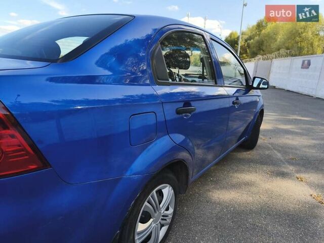 Синий Шевроле Авео, объемом двигателя 1.5 л и пробегом 250 тыс. км за 3450 $, фото 12 на Automoto.ua