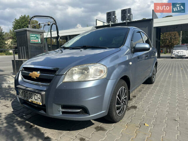 Синий Шевроле Авео, объемом двигателя 1.5 л и пробегом 334 тыс. км за 3000 $, фото 6 на Automoto.ua