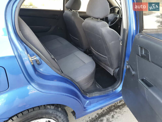 Синий Шевроле Авео, объемом двигателя 1.5 л и пробегом 252 тыс. км за 3550 $, фото 9 на Automoto.ua