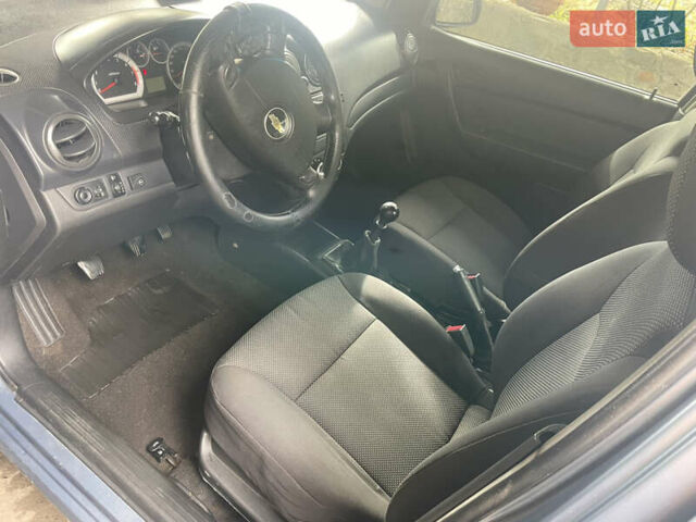 Синій Шевроле Авео, об'ємом двигуна 1.5 л та пробігом 328 тис. км за 3100 $, фото 8 на Automoto.ua