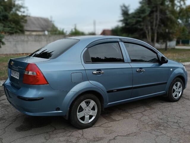 Синий Шевроле Авео, объемом двигателя 1.5 л и пробегом 280 тыс. км за 3900 $, фото 1 на Automoto.ua